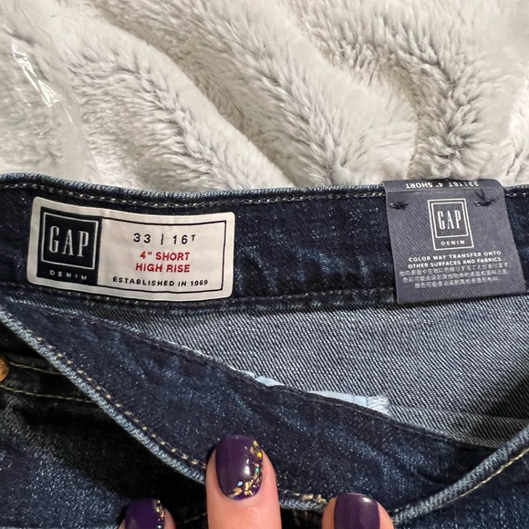 NWT Gap Denim High Rise shorts 33/16T - Picture 4 of 5